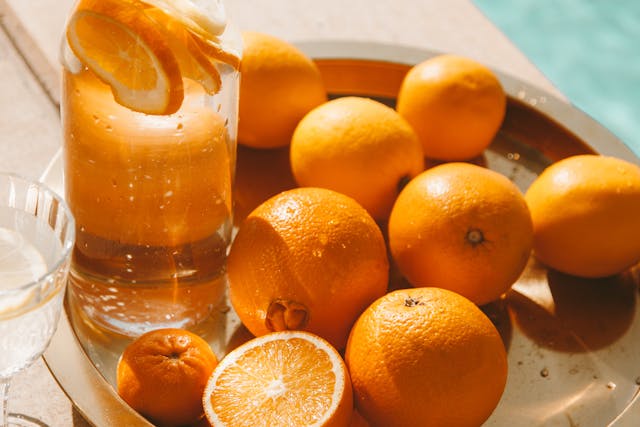 Laranjas frescas e suculentas